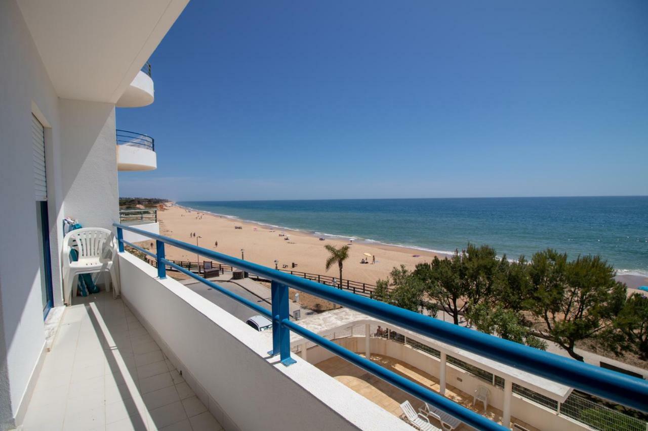 Quarteira Beach 外观 照片